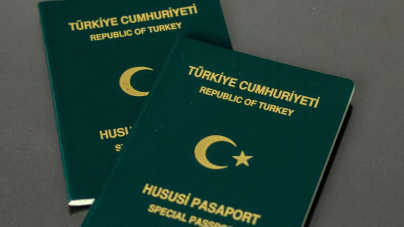 3-meslek-grubuna-daha-yesil-pasaport-talebi.jpg