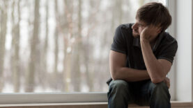 322-milyon-depresyon-yasiyor-kuresel-ruh-sagligi-problemi-buyuyor.jpg