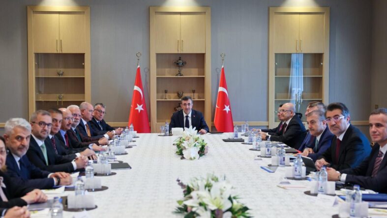 altinci-fon-kurulu-toplantisi-gerceklestirdi.jpg