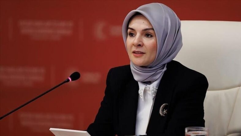 bakan-goktastan-hakkinda-fon-sorusturmasiyla-ilgili-cikan-iddialara-yalanlama.jpg