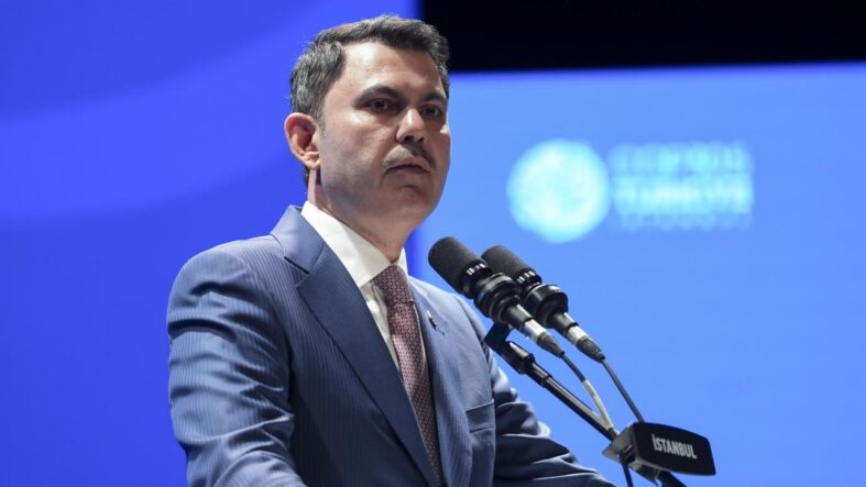 bakan-kurum-ulkemizin-bariscil-diplomasisi-cop31e-ilham-olacak.jpg