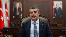 bakan-tekin-yksde-degisiklik-olmayacak.jpg