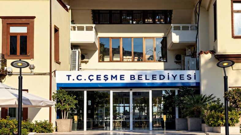 cesme-belediyesine-yonelik-sorusturmada-10-supheli-tutuklandi.jpg