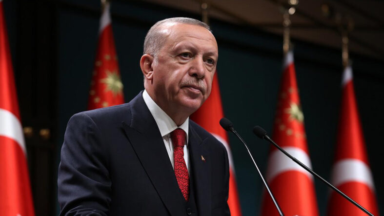 cumhurbaskani-erdogan-emeklilerin-durumu-iyilestirilecek-yeni-yasal-duzenlemeyi-sene-sonuna-kadar-hayata-gecirecegiz.jpg