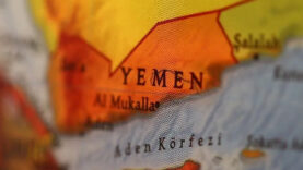 dso-yemende-agustostan-bu-yana-can-kaybi-ve-yaralanma-sayisi-9-bini-asti.jpg