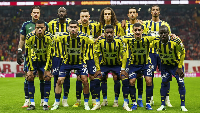 fenerbahce-yeni-formasini-tffye-bildirdi.jpg