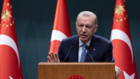 fon-sorusturmasi-cumhurbaskani-erdogan-milletin-malina-el-uzatanlarin-yaptiklari-yanlarina-kar-kalmayacak.jpg