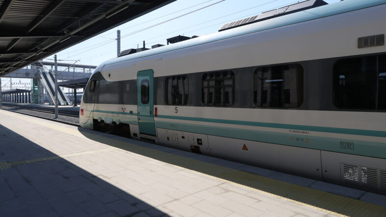 halkali-edirne-hizli-tren-sefer-saatleri-aciklandi-gunluk-6-sefer-yapilacak.jpg