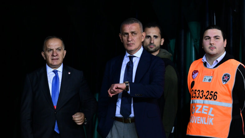 ibrahim-haciosmanoglunun-soyunma-odasina-kilitledigi-emre-altunun-ifadesi-ortaya-cikti.jpg