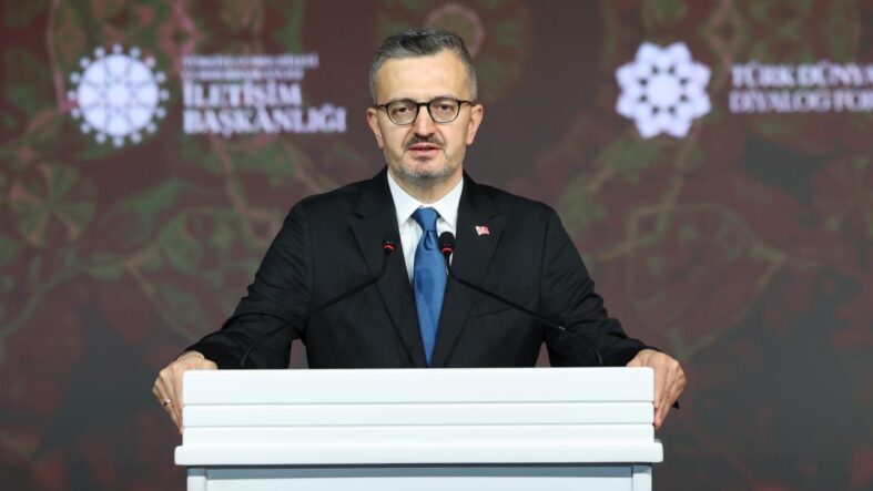 iletisim-baskani-duran-guzergahlar-degisse-de-birlik-olma-ihtiyacimiz-hic-degismemistir.jpg