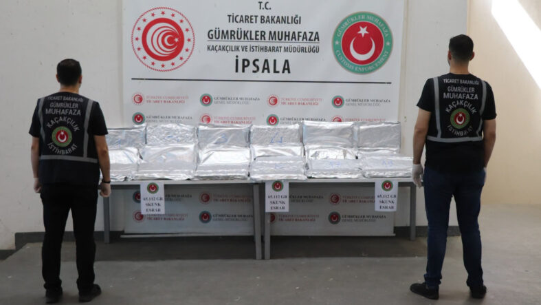 ipsala-sinir-kapisinda-65-kilo-uyusturucu-bulundu.jpg