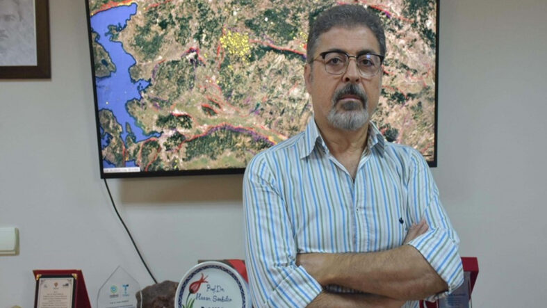 izmir-icin-kritik-aciklama-5-fayin-deprem-uretme-potansiyeli-var.jpg
