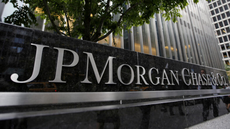 jp-morgan-fon-krizi-turkiyenin-buyumesi-uzerinde-asagi-yonlu-risk-olusturuyor.jpg
