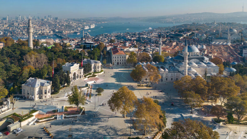 kayip-meydan-nerede-istanbulun-1600-yillik-sirri.jpg