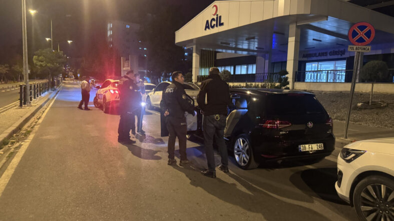 kayseride-bicakli-saldiri-1-kisi-yaralandi.jpg