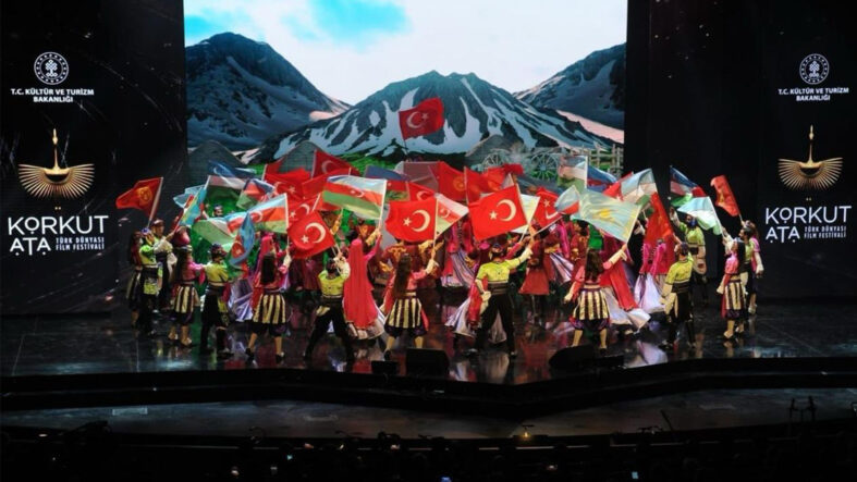 korkut-ata-6-yilinda-istanbula-donuyor.jpg
