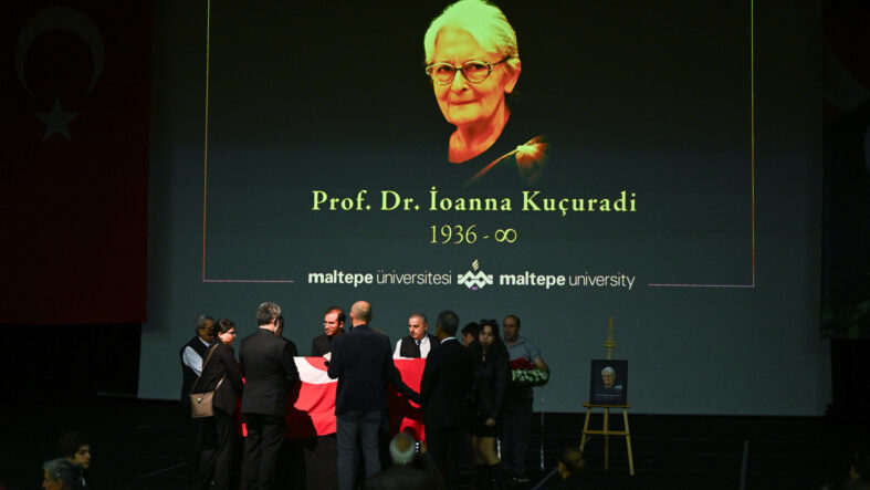 prof-dr-ioanna-kucuradiye-veda.jpg