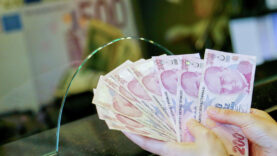 takipteki-borc-900-milyar-tl-sorunlu-krediler-rekor-kirdi.jpg