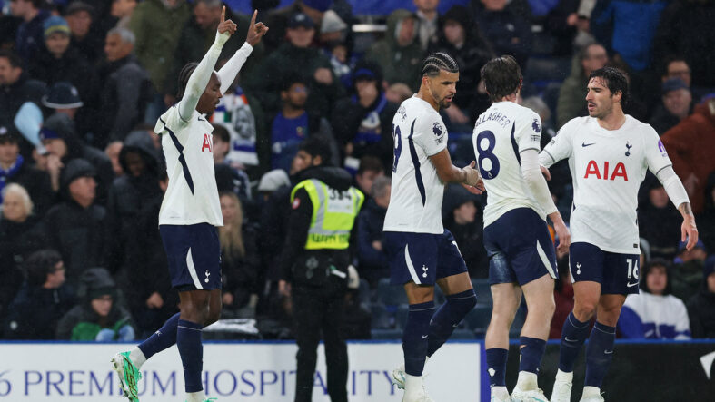tottenham-derbide-chelseayi-yenerek-8-yillik-hasrete-son-verdi.jpg