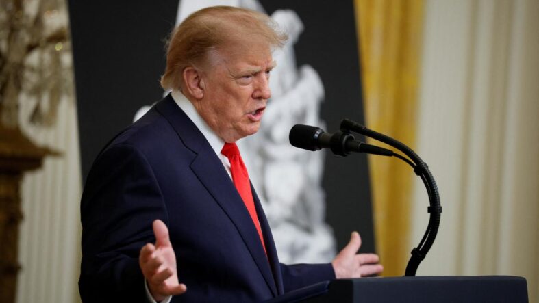 trumpa-gore-venezuela-bir-gun-abdnin-51-eyaleti-olabilir.jpg