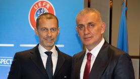 uefa-turk-futbolu-icin-harekete-gecti-gozlemci-gonderecekler.jpg