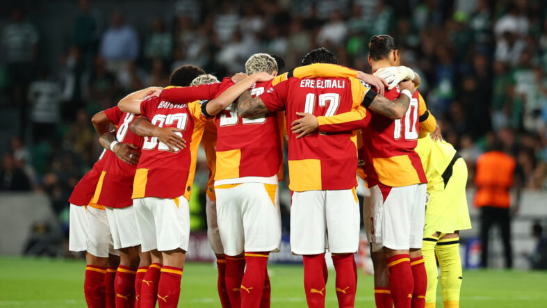 uefadan-galatasaraya-videolu-kutlama.jpg