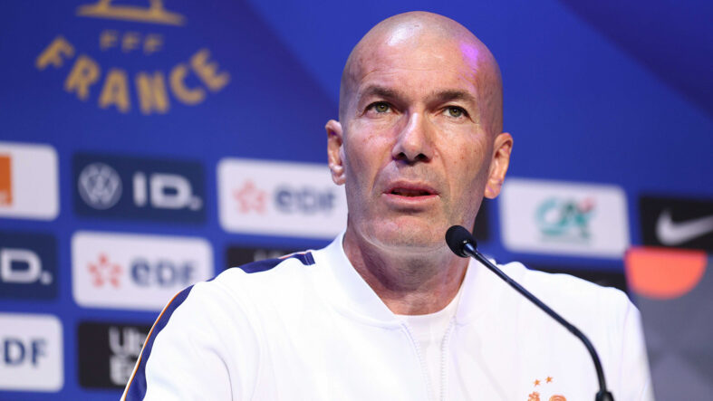 zinedine-zidane-20-yil-sonra-marco-materazzi-konusunda-konustu.jpg